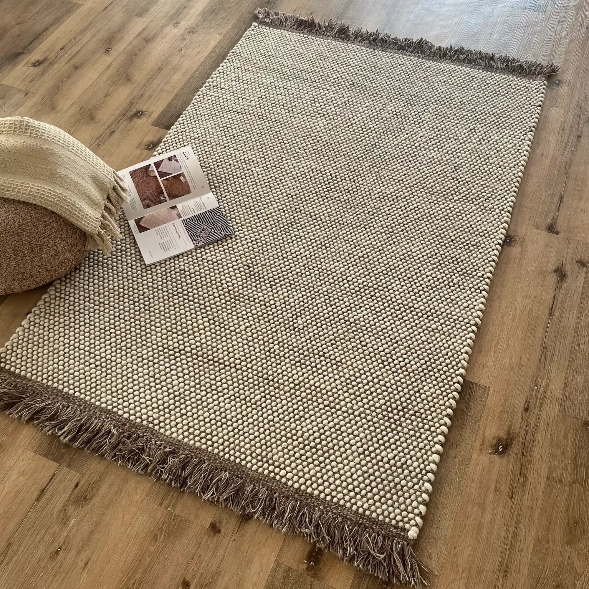 Alois, 100% New Zealand Wool, Hand Woven Woollen Area Rug, Taupe