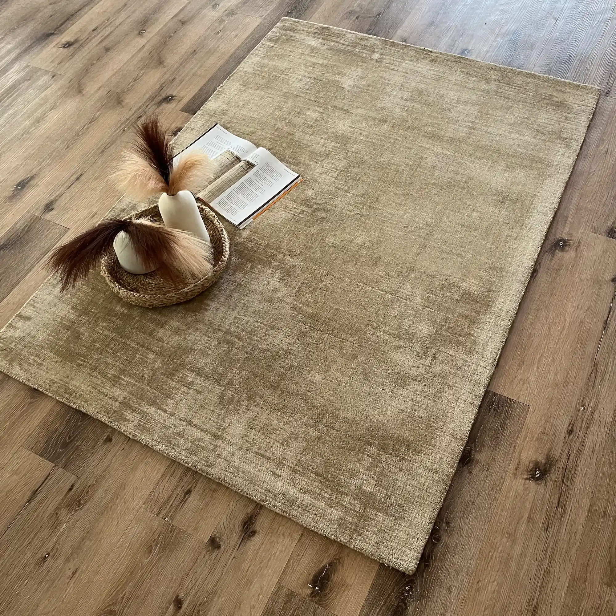 Eliot, 100% Viscose Pile, Hand Loomed Area Rug, Honey