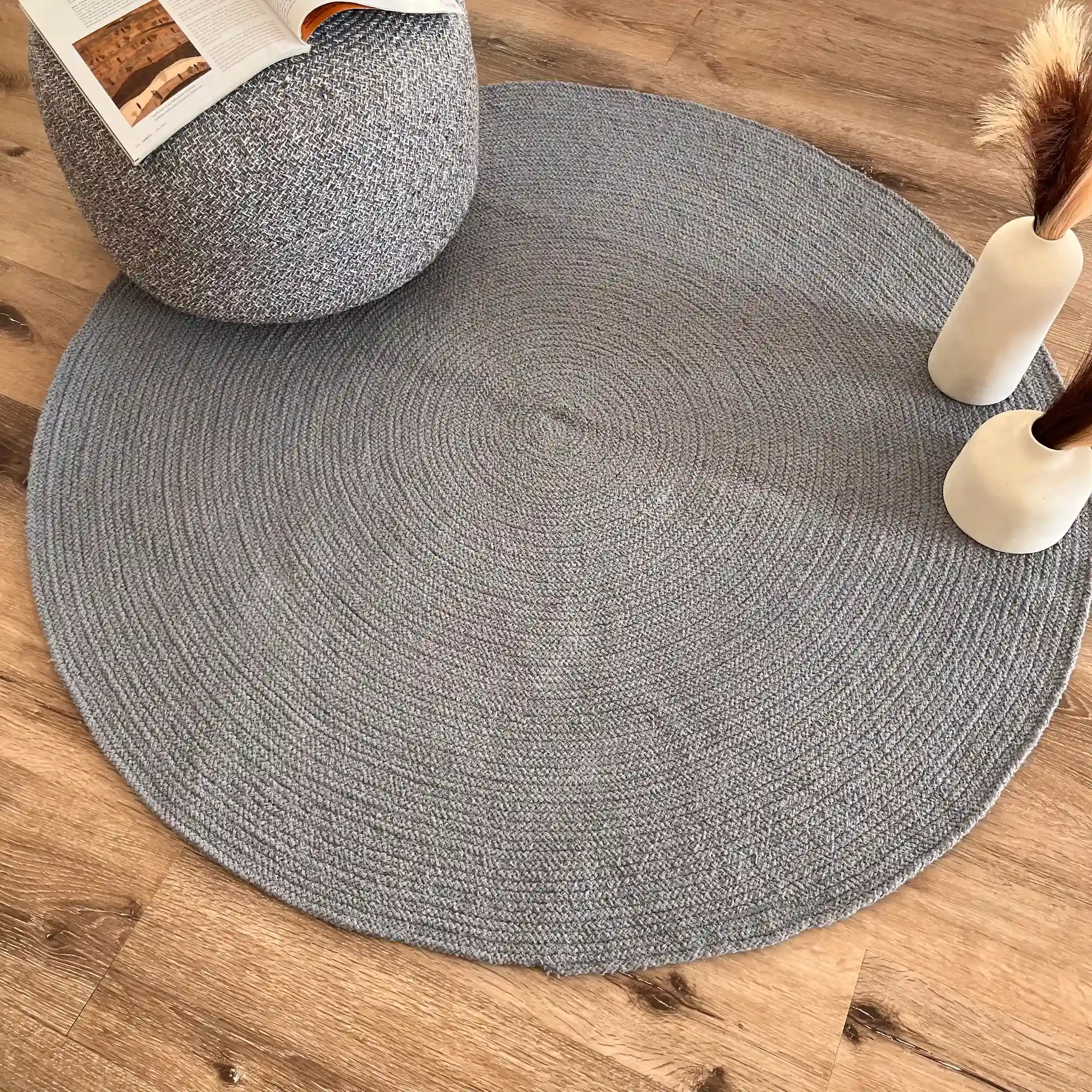 Daisy, 100% Cotton, Unique and Artistic Cotton Hand Woven Round Rug, Grey