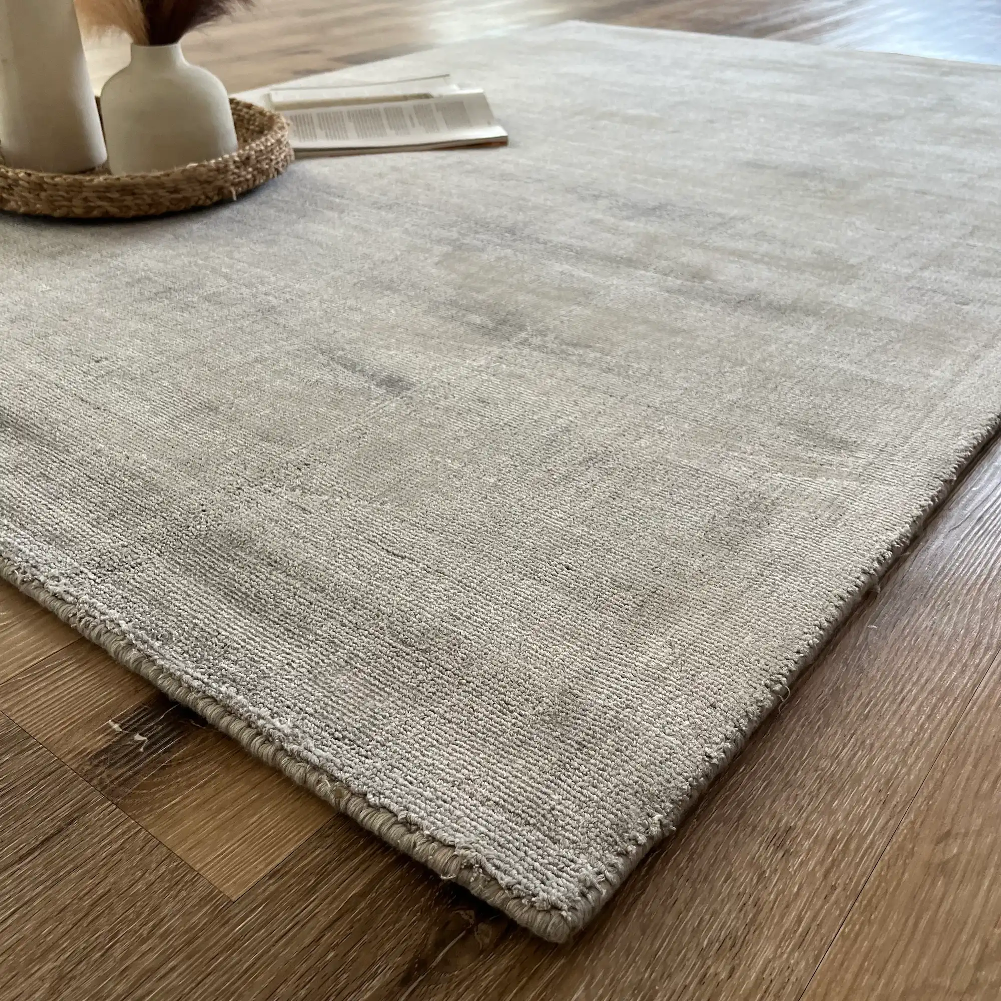 Eliot, 100% Viscose Pile, Hand Loomed Area Rug, Atmos Grey