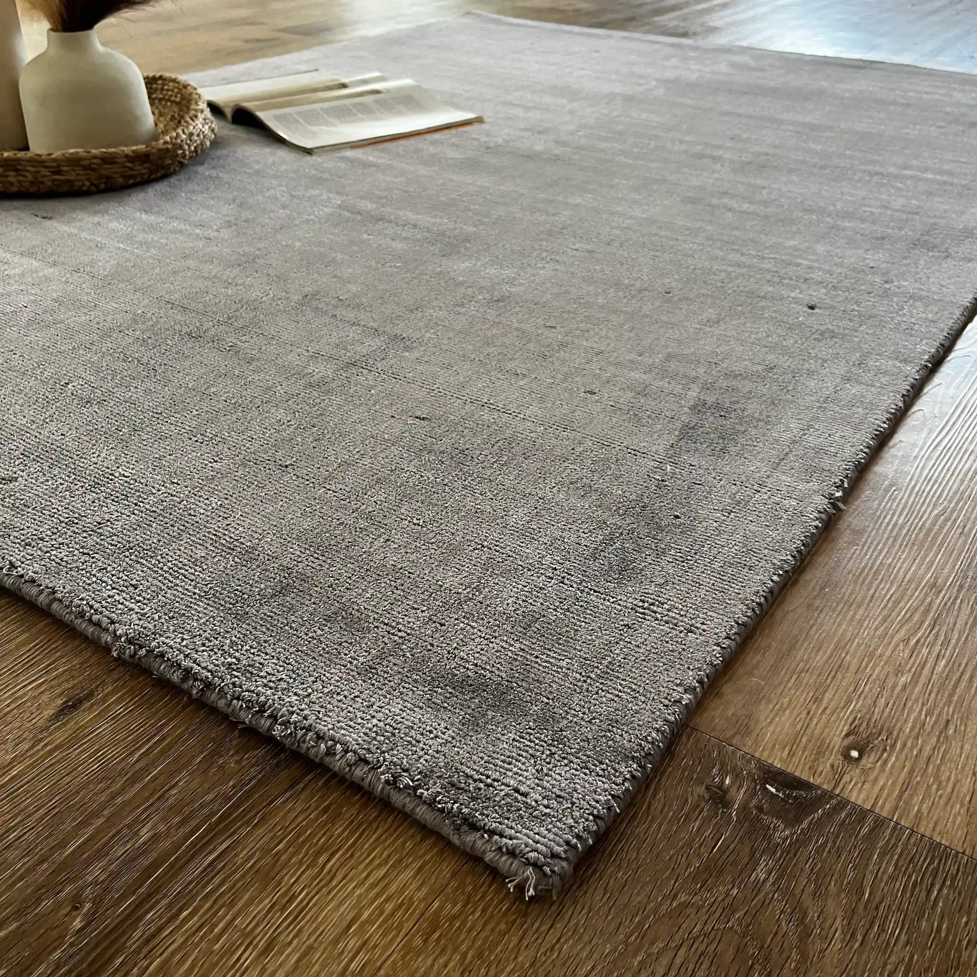 Eliot, 100% Viscose Pile, Hand Loomed Area Rug, Slate Lilac